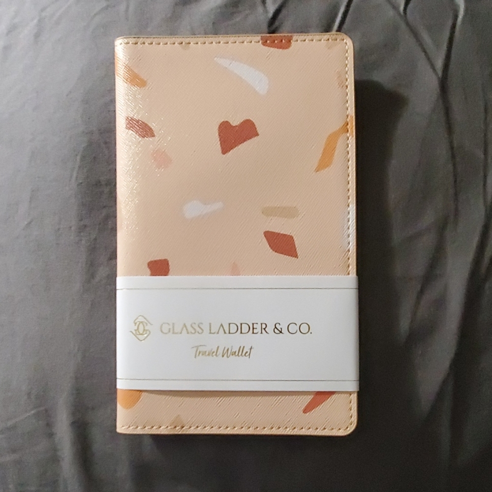 🌇 Glass Ladder & Co Terrazzo travel wallet